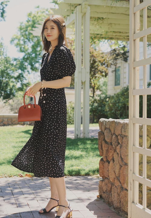 夏季服裝款式這么多,只要擁有這幾款單品,讓你不再為穿搭而發愁